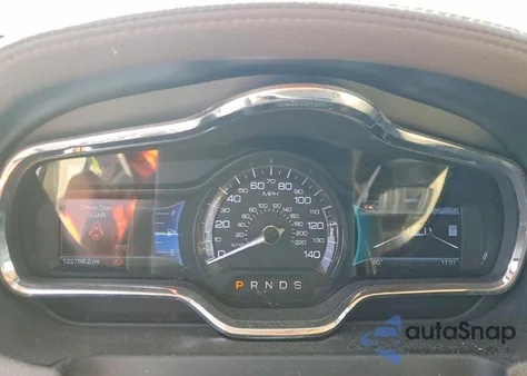 2014 Lincoln Mkt z USA, uszkodzony, nr VIN 2LMHJ5AT9EBL56426